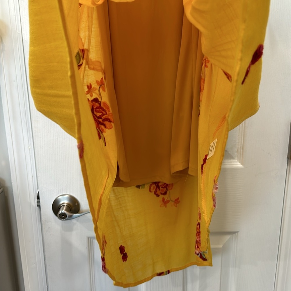 Beautiful summer dress by fig and flower - Picture 3 of 11
